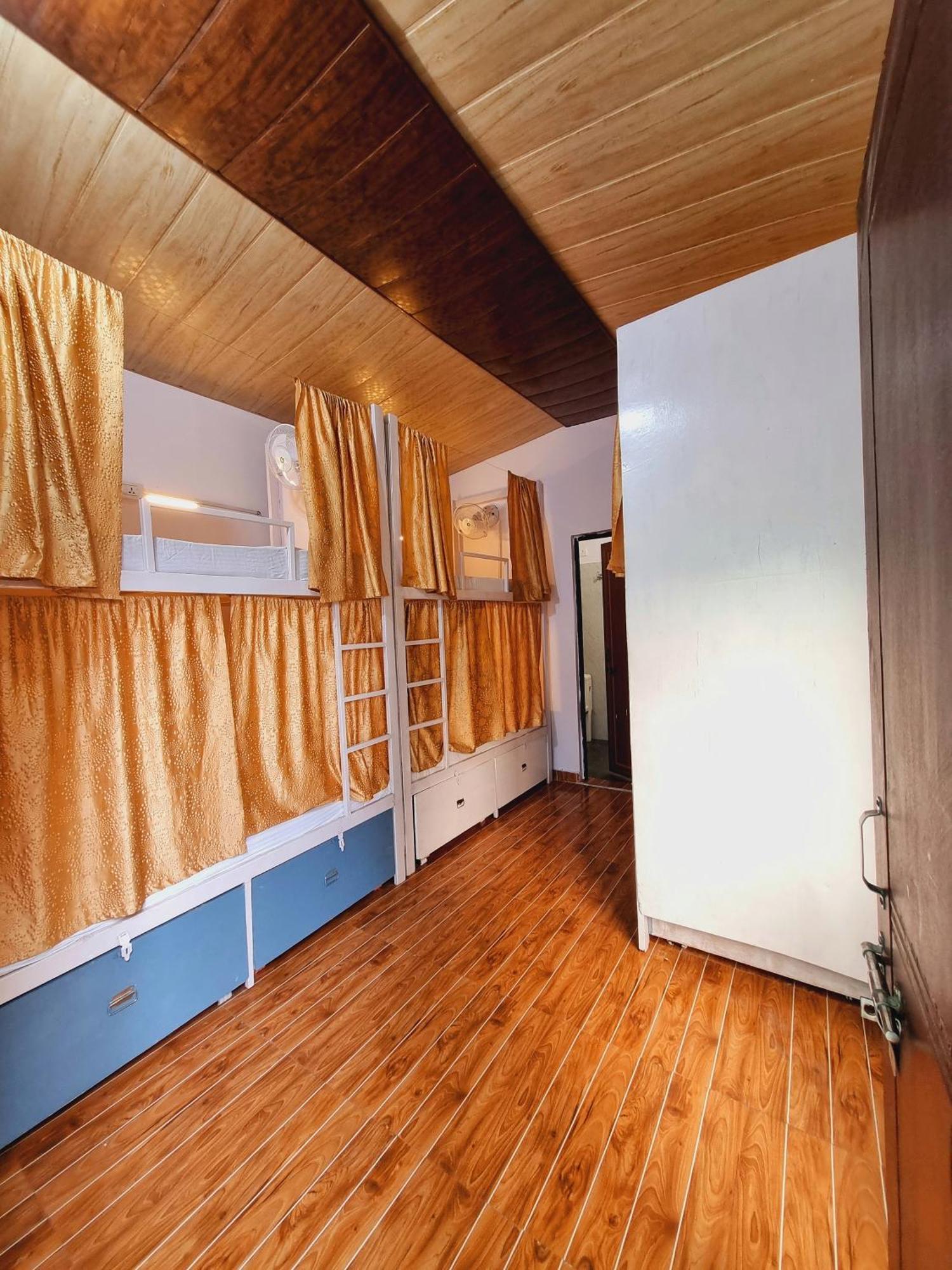 Landlopers Hostel Rishīkesh 외부 사진